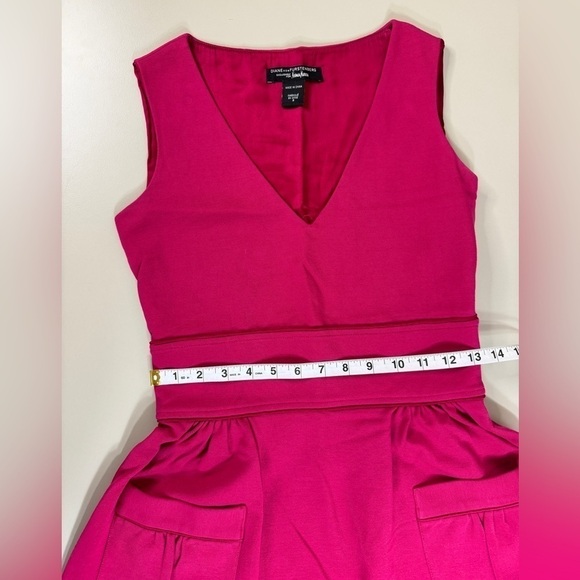 Diane Von Furstenberg Womens V-Neck Fit & Flare Dress Barbiecore Pink Women’s 2 - Picture 10 of 15